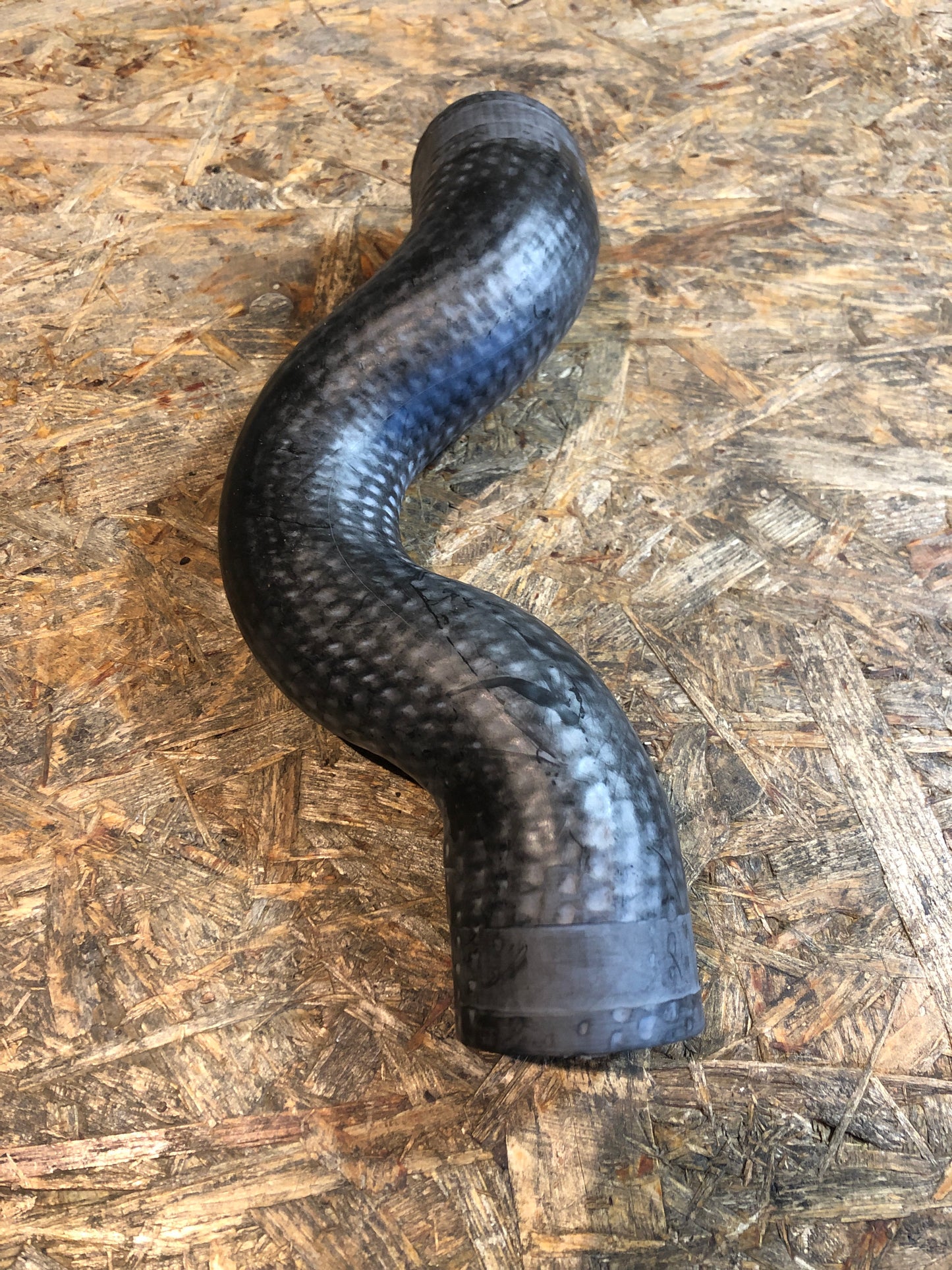 Original GM Opel Vectra B Ladeluftschlauch Neu