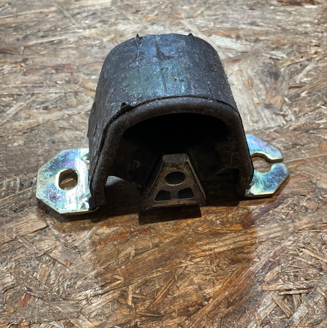 Original GM Opel Dämpfungsblock Motorhalterung Neu