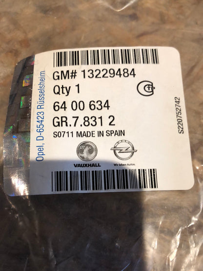 Original GM Opel Corsa D Lüftungsgitter Stoßdämpfer links Neu