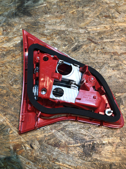 Original GM Opel Meriva B Rückleuchte rechts Neu