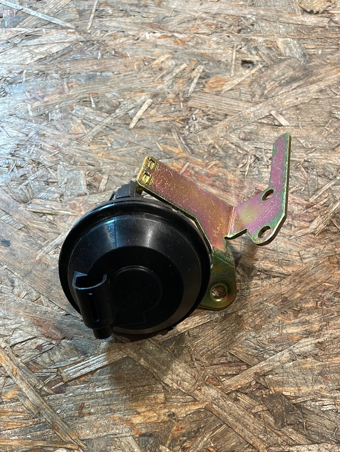 Original GM Opel Vectra A 16SV Vakuum Box Vergaser Schaltgetriebe Neu