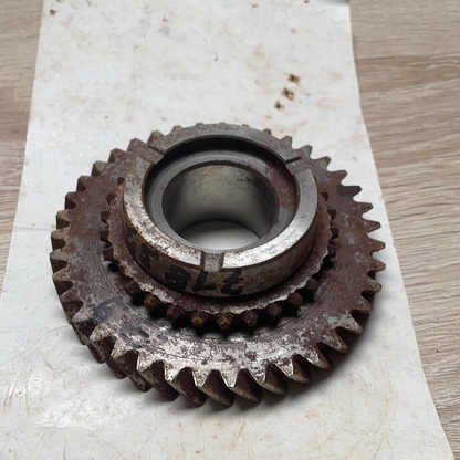 Original GM Opel Ascona C Kadett E 1. Gang F10 Zahnrad Getriebe Neu