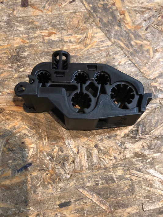 Original GM Opel Oldtimer Youngtimer Kabelklemme Neu