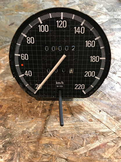 Original Kadett E Tachometer NEU