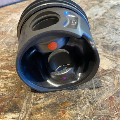 Original GM Opel Astra H Corsa D Z13DTH Kolben Übergröße Neu