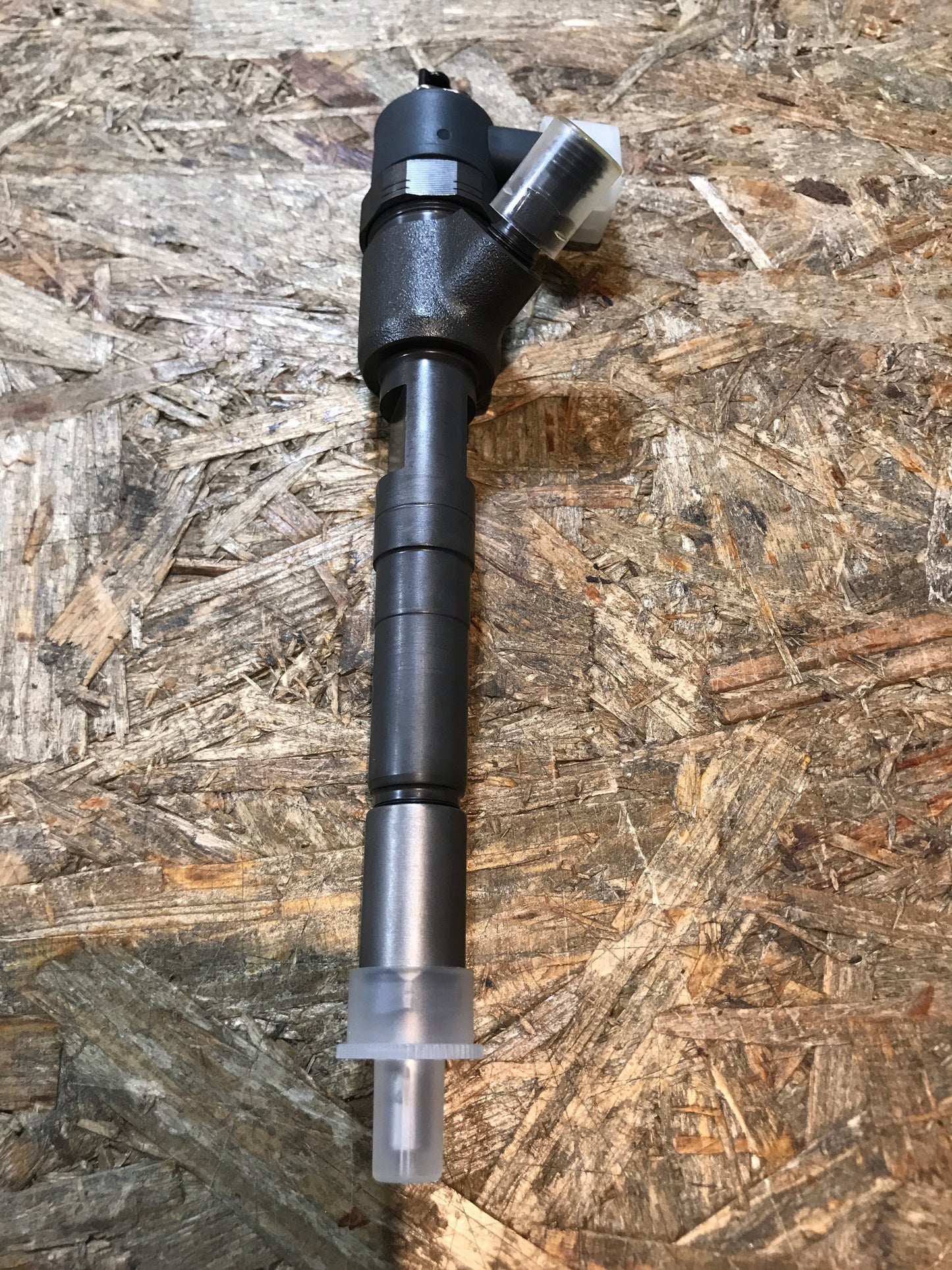 Original Opel Astra J 1.3CDTI Einspritzdüse NEU