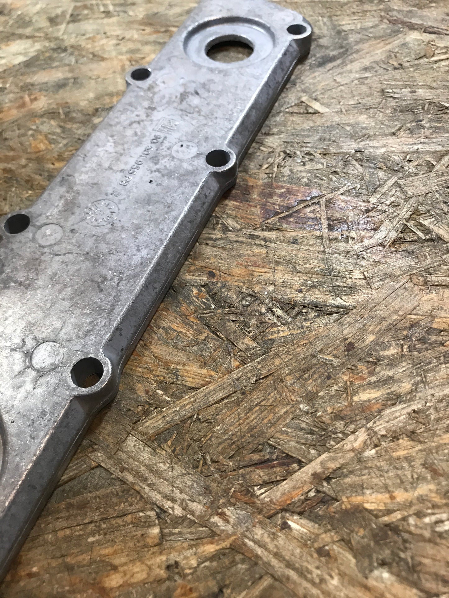 Original Opel Senator B Omega B Vectra B 2.5 3.0 Abdeckung Ölkühler NEU