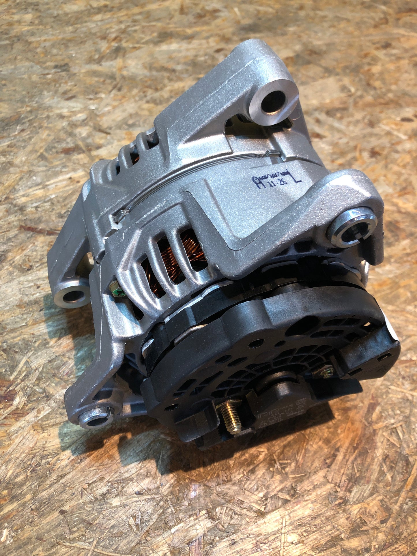 Original GM Opel Astra G Zafira Lichtmaschine 120A Neu