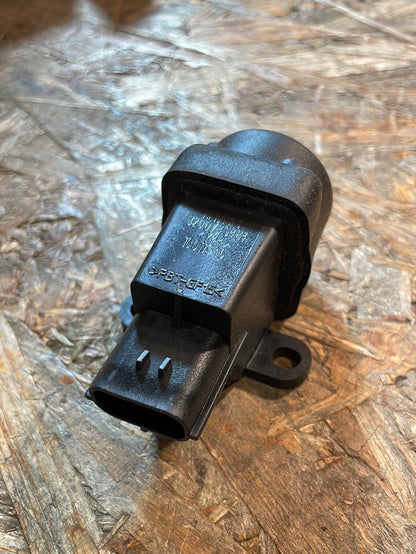Original GM Opel Movano Vivaro Trägheitsschalter Benzinabschaltung Neu