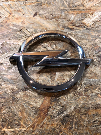 Original GM Opel Corsa D Opel Emblem Neu