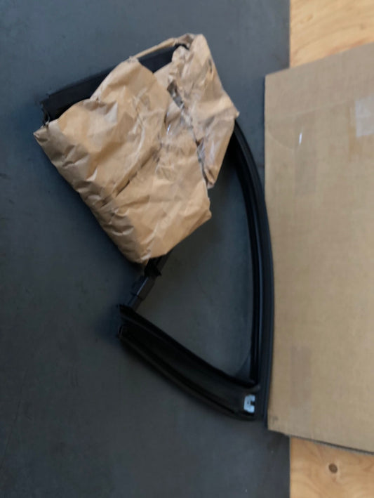 Original GM Opel Astra K Abdichtung Fensterführung hinten rechts Neu