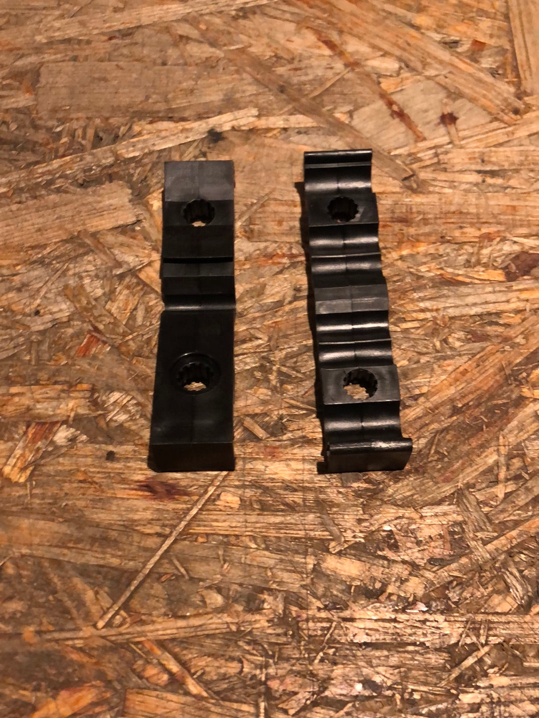 Original GM Opel Sintra Clip Kraftstoffleitung Neu