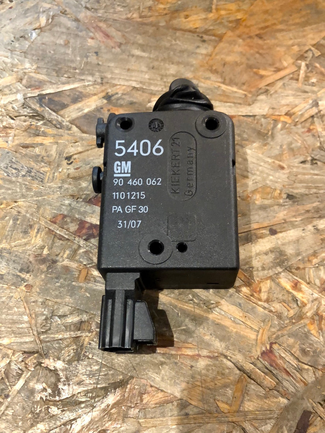 Original GM Opel Astra G Zafira A Vectra B Omega B Stellmotor Zentralverriegelung Neu