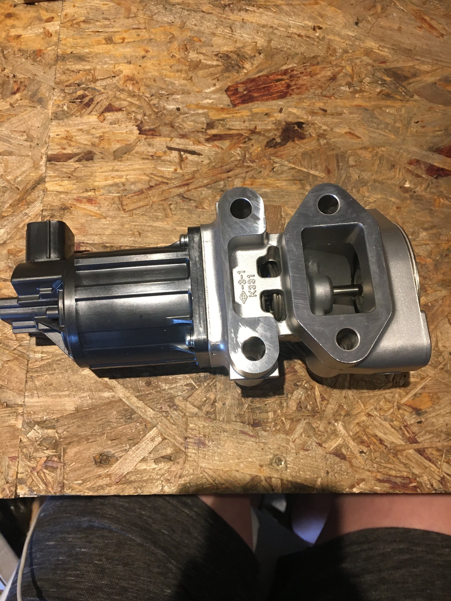 Original Astra H J Meriva A B Zafira B AGR Ventil Abgasrückführung NEU