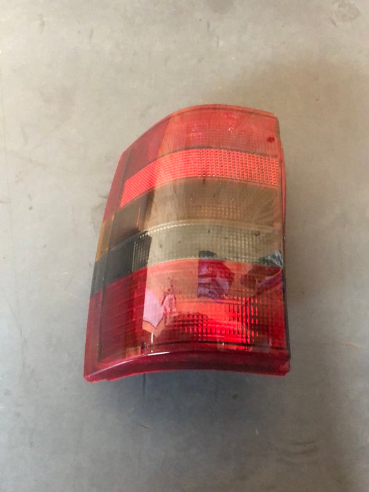 Original GM Opel Omega A Heckleuchte links Neu