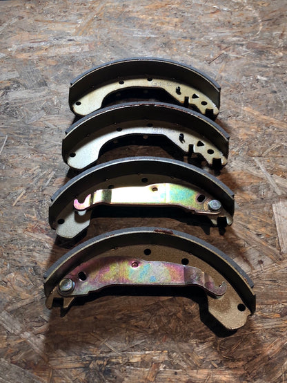 Original GM Opel Astra Van Manta Rekord F Kadett E Cavalier Bremsbacken Neu