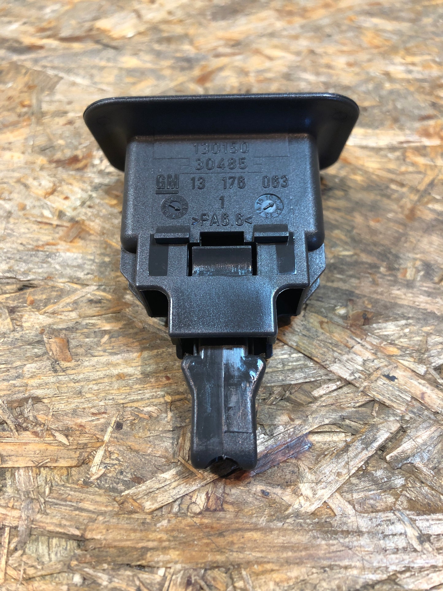 Original GM Opel Zafira B Blende Verriegelung Rückwand Neu