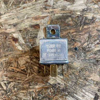 Original GM Opel Corsa A Relais Nebelscheinwerfer hinten Neu