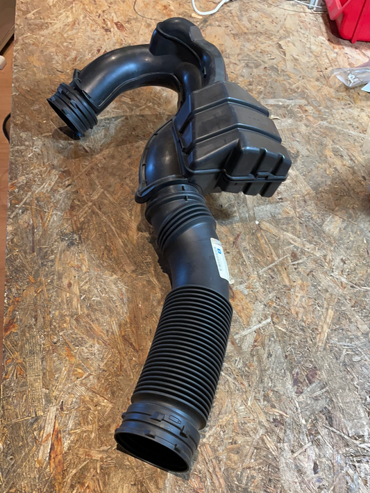 Original GM Opel Vivaro B Fiat Talento Nissan NV300 Renault Traffic 3 Ansaugschlauch Neu