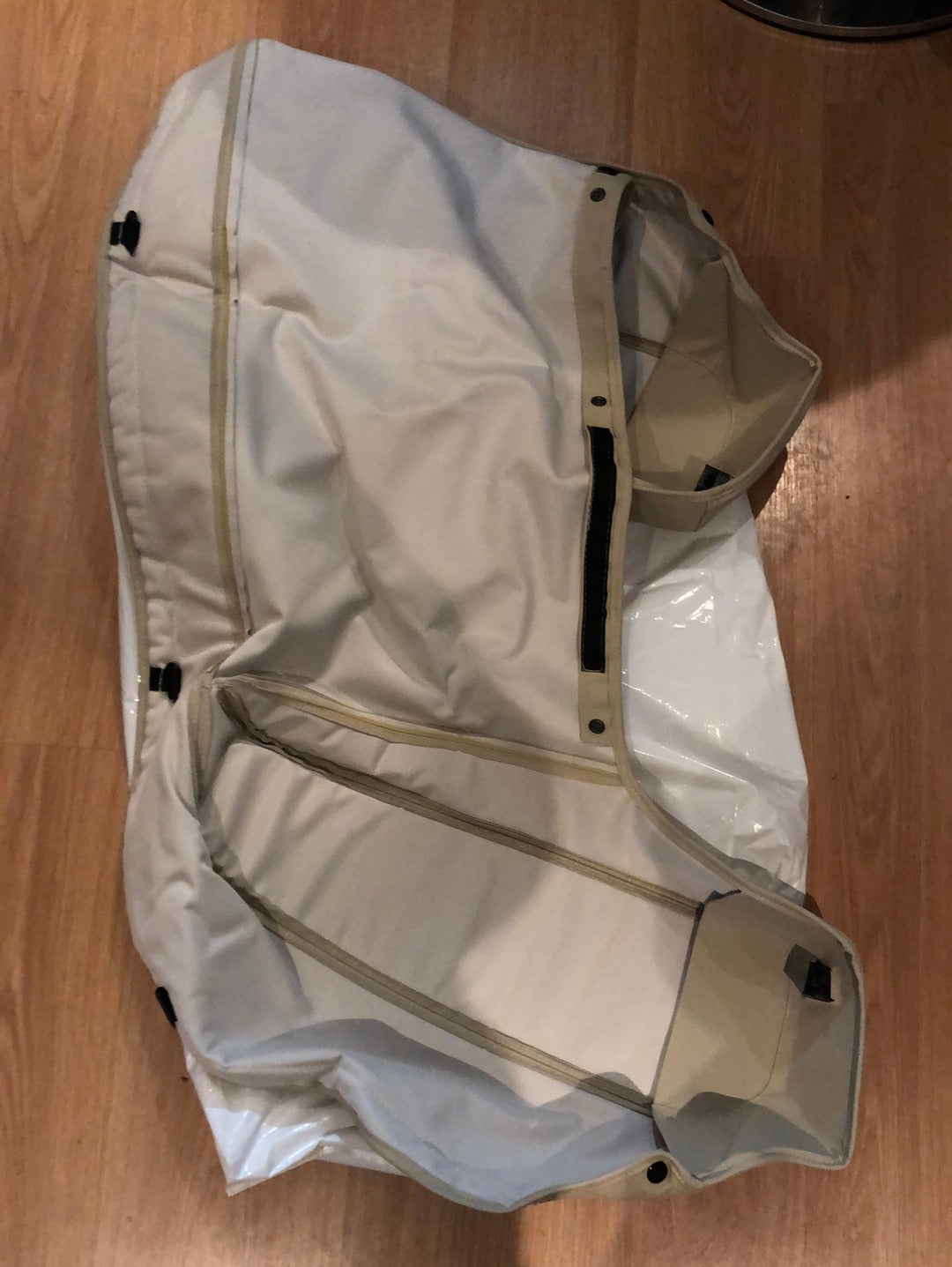 Kadett E Cabrio Abdeckung Faltdach original GM Neu