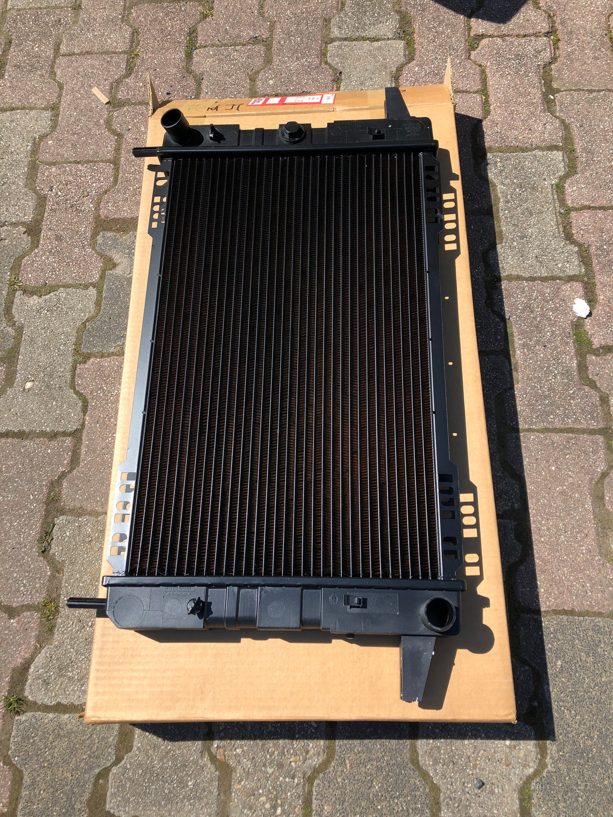 Ford Granada Scorpio Kühler Neu