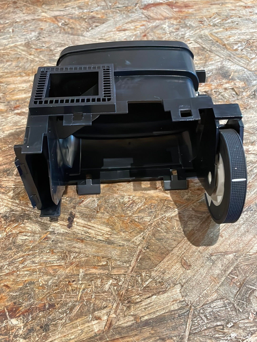 Original GM Opel Astra F Gehäuse Luftdüse links Neu