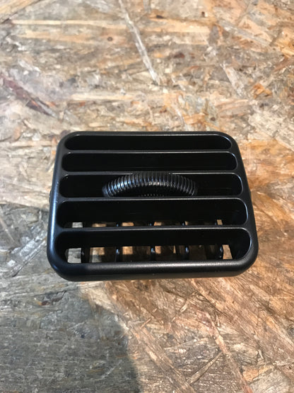 Original Opel Agila A Lüftungsgitter Armaturenbrett Mitte NEU