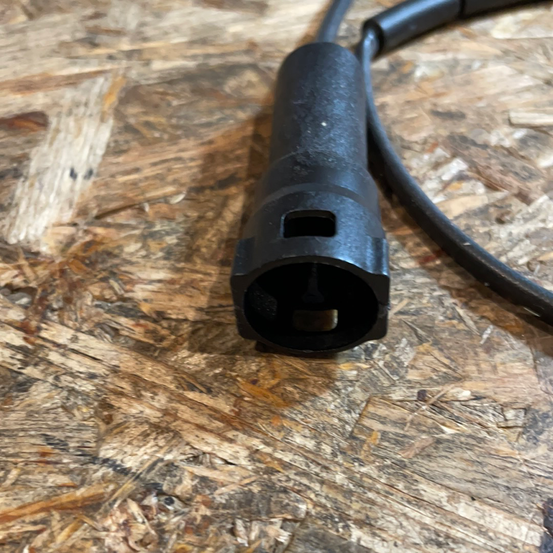 Original GM Opel Omega A Warnkontakt Bremsbelag Verschleiß Sensor vorne Neu