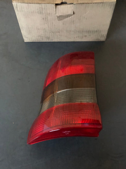 Original GM Opel Astra F Rückleuchte links Neu