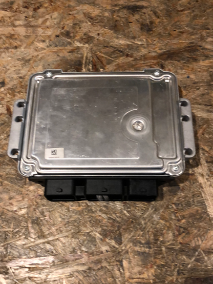 Original GM Opel Vivaro A Motorsteuergerät Neu