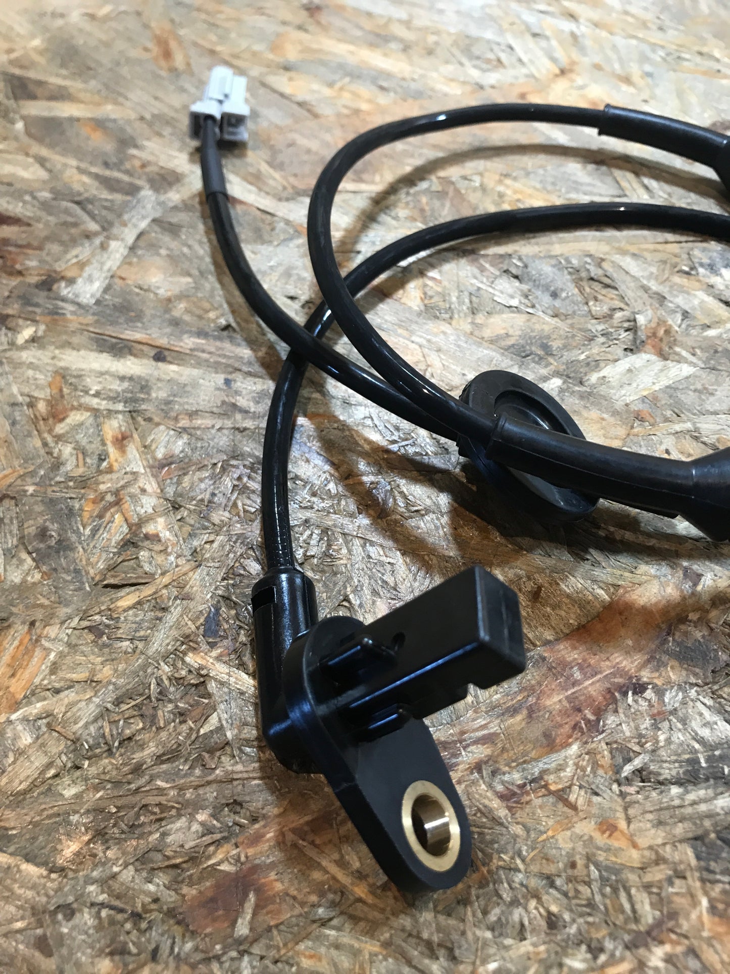 Nissan X-Trail 03-07 ABS-Sensor vorne rechts NEU