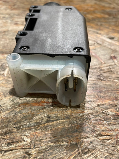 Original GM Opel Astra F Tigra A Corsa B Stellmotor Zentralverriegelung Neu