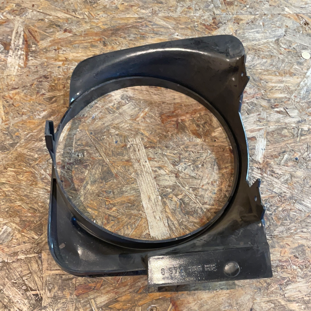 Original GM Opel Kadett C City Scheinwerferblende rechts Neu
