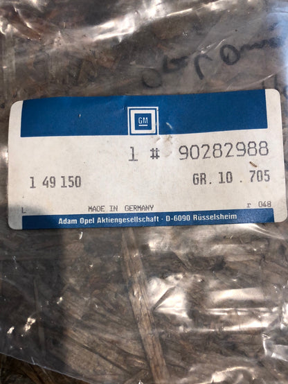 Original GM Opel Omega A Einsatzecke innen rechts Neu