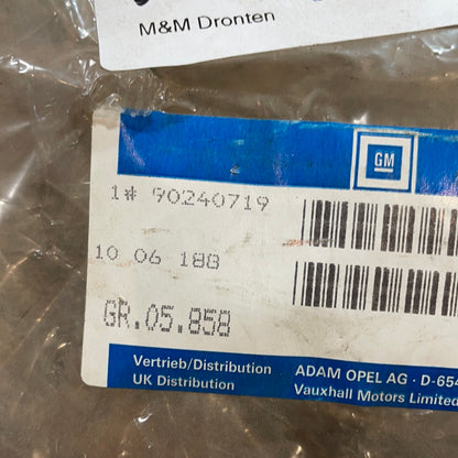 Original GM Opel Kadett E Radkappe 13 Zoll Neu
