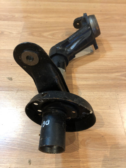 Original GM Opel Kadett E Achsschenkel Links Hinten Neu