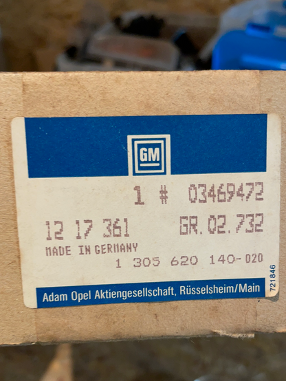Original GM Opel Rekord E Glas Scheinwerfer Streuscheibe vorne Neu