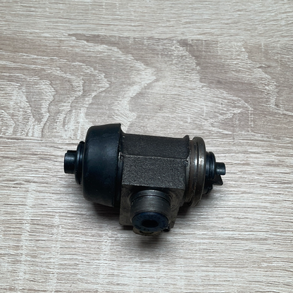 Original GM Bedford Blitz (CF97) Radbremszylinder hinten links Neu