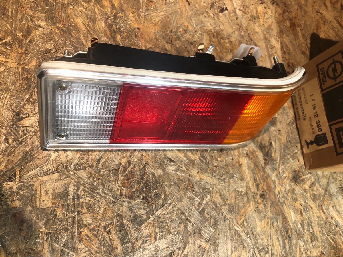 Original Opel Rekord D Heckleuchte Neu