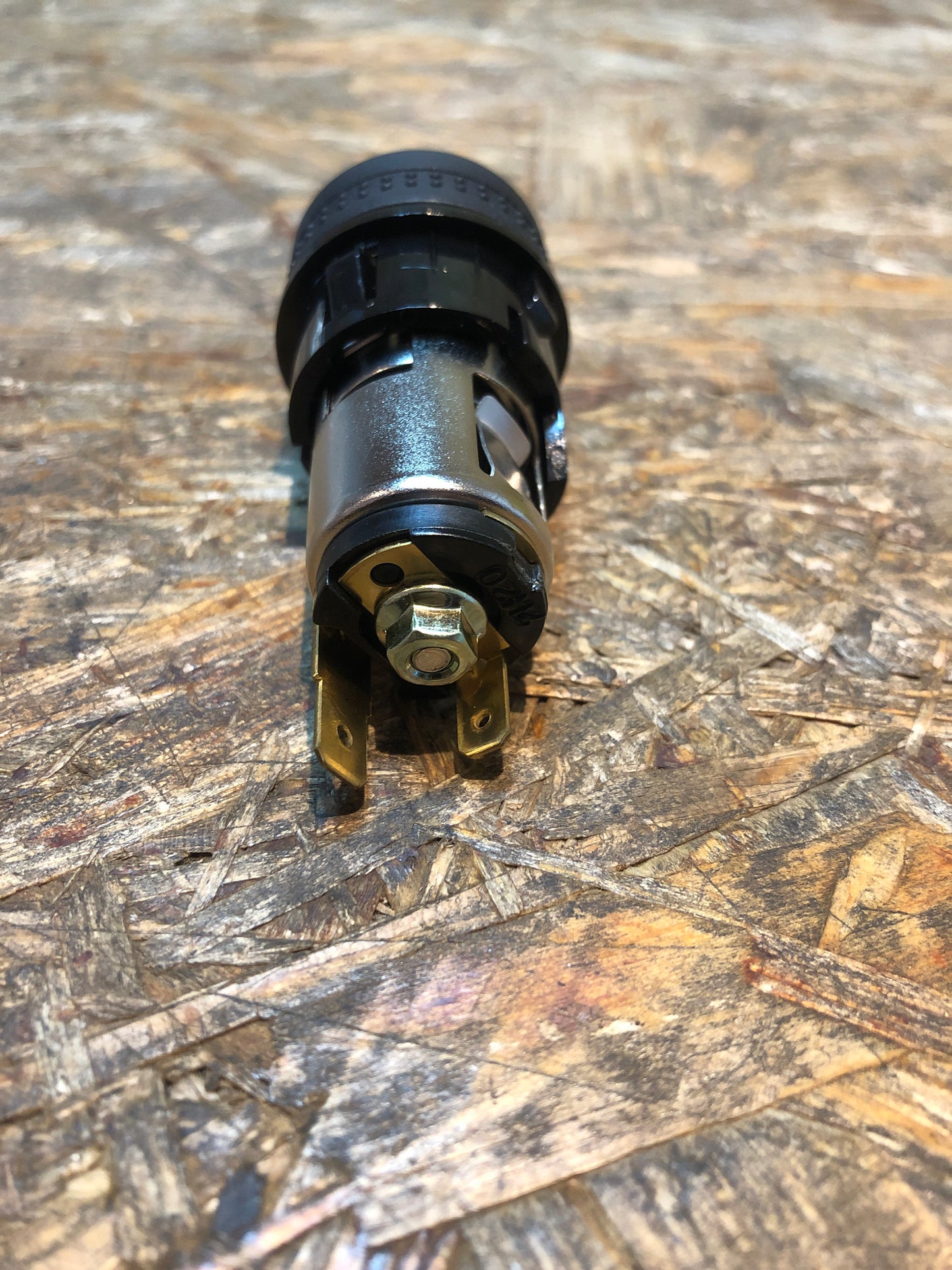Original GM Opel Corsa Zigarettenanzünder Neu