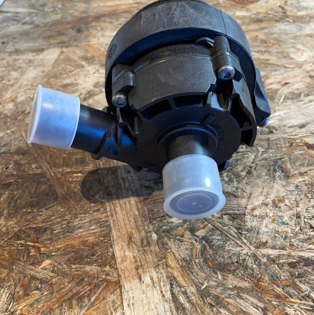 Original GM Opel Movano B Bus Kastenwagen Wasserpumpe Neu