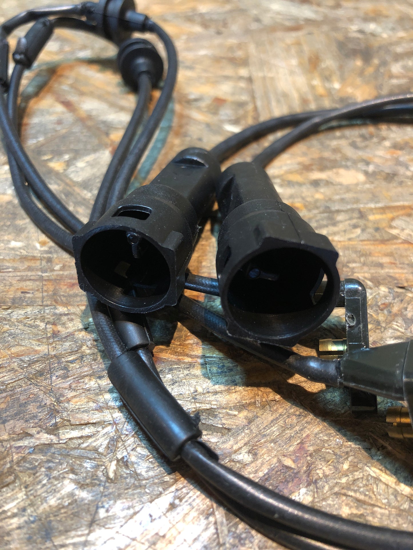 Original GM Opel Omega B Sensor Bremsverschleiß Neu
