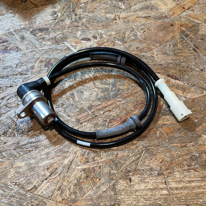 Original GM Opel Omega A Senator B ABS-Sensor vorne Neu
