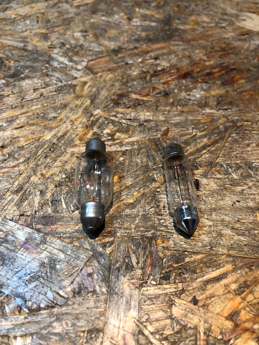 Original GM Philips Glühlampe Innebeleuchtung (12V, 15W, Sv8) (12V, 10W) Dick: KB50, Dünn: K5618 Neu