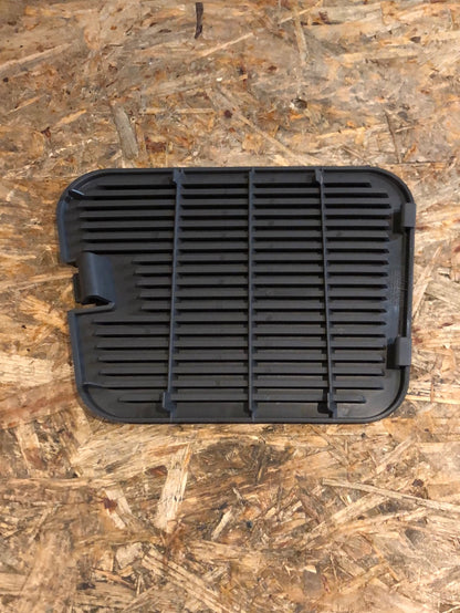 Original GM Opel Astra F Abdeckung Öffnung Heckleuchte rechts Neu