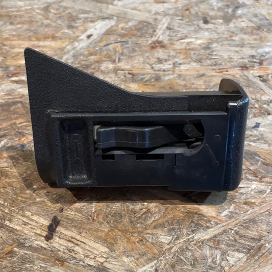 Original GM Opel Omega A Laderaumabdeckung Griffstücke/Halter Neu