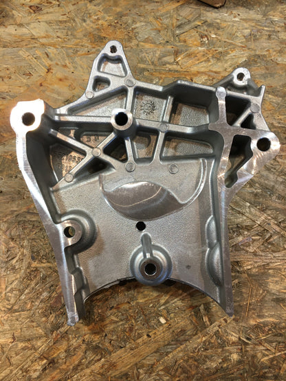 Original Zafira B Halter Ölbehälter 1,9 CDTI NE