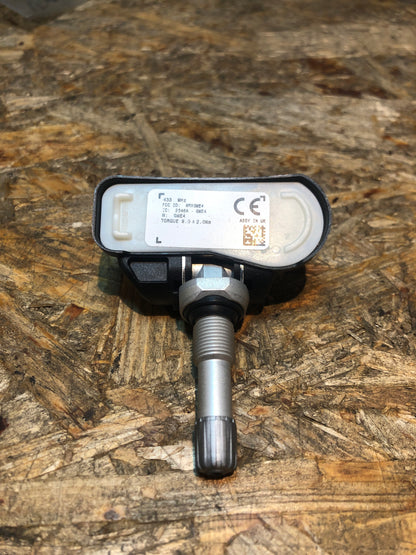 Original GM Opel Astra J Insignia Reifendrucksensor Neu