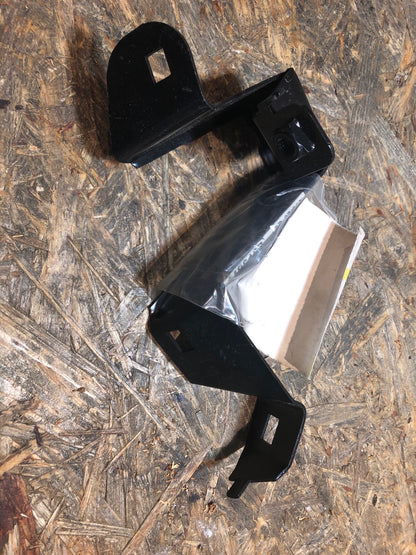 Original Opel Corsa B Tigra A Halter Träger Frontplatte links Neu