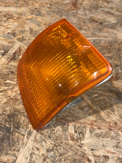 VW Transporter T4 Van Bj. 90-03 Blinker links gelb Gebraucht